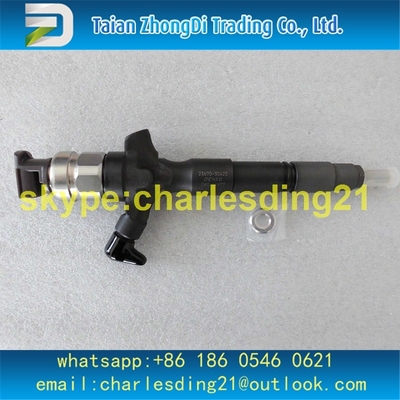 China DENSO original and new fuel injector for TOYOTA HILUX VIGO HIACE 23670-30420 WITH GOOD QUALTY supplier