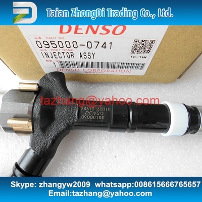 Denso genuine fuel injector 095000-0740 for TOYOTA HIACE HILUX 23670-30420/23670-0L110 supplier