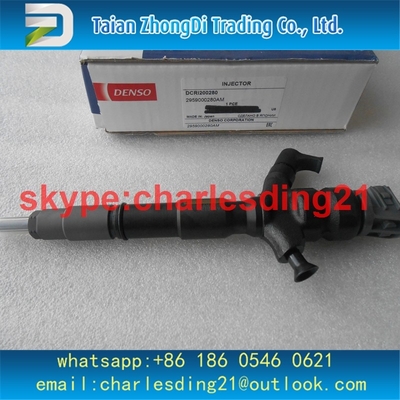 denso original and new Common rail injector 295900-0280 for TOYOTA Hilux Euro V 23670-30450, 23670-39455 supplier