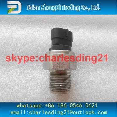 denso original and new  COMMON RAIL PRESSURE SENSOR 499000-6121 for TOYOTA Hilux 2AD-FTV 3-PIN supplier