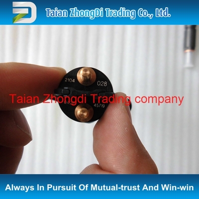 BOSCH Genuine and New Common rail injector 0445120028 for IVECO 504055805 supplier