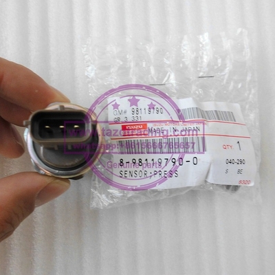 DENSO 100% Genuine and new Fuel rail pressure sensor 499000-6131, ND499000-6131, 8-98119790-0 8-97318684-1 supplier