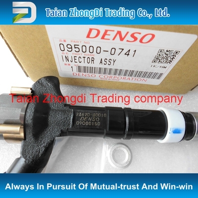 DENSO 9709500-074 injector 095000-0740 , 095000-0741, 095000-0520 for TOYOTA Land Cruiser 23670-30010 23670-39015 supplier